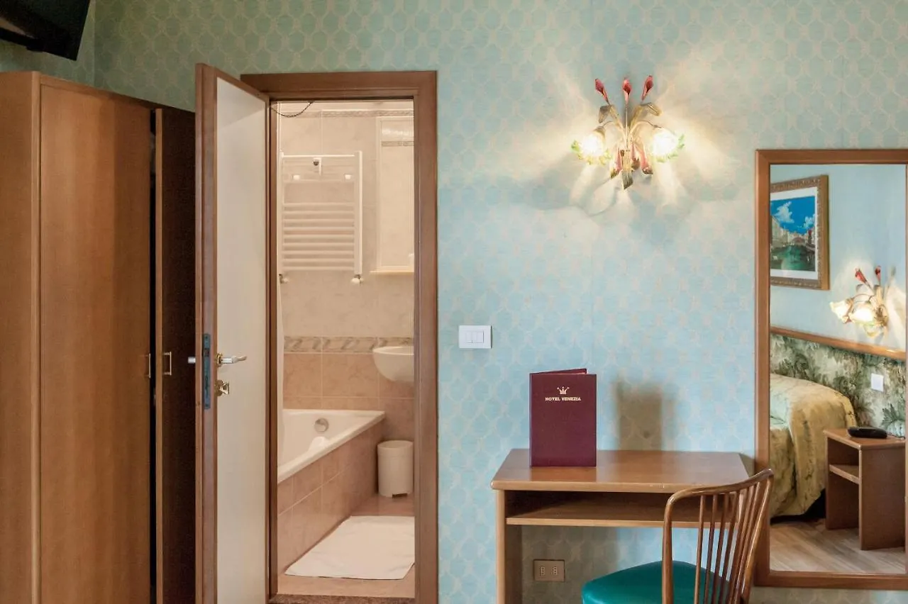 Hotel Venezia Mestre 3*,